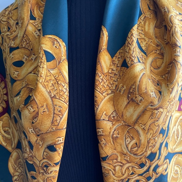 Chanel Gold Chain And CC Silk Scarf. - Picture 15 of 15